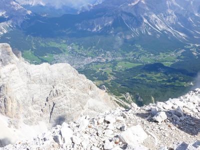 012-Blick von der Tofana di Rozes auf Cortina d'Ampezzo